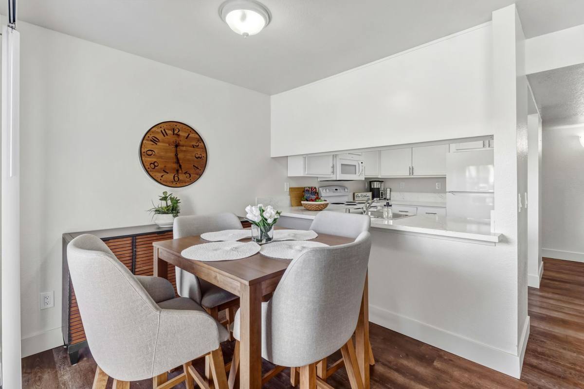Apartment for rent at 2323 Shasta Dr, Davis, CA 95616