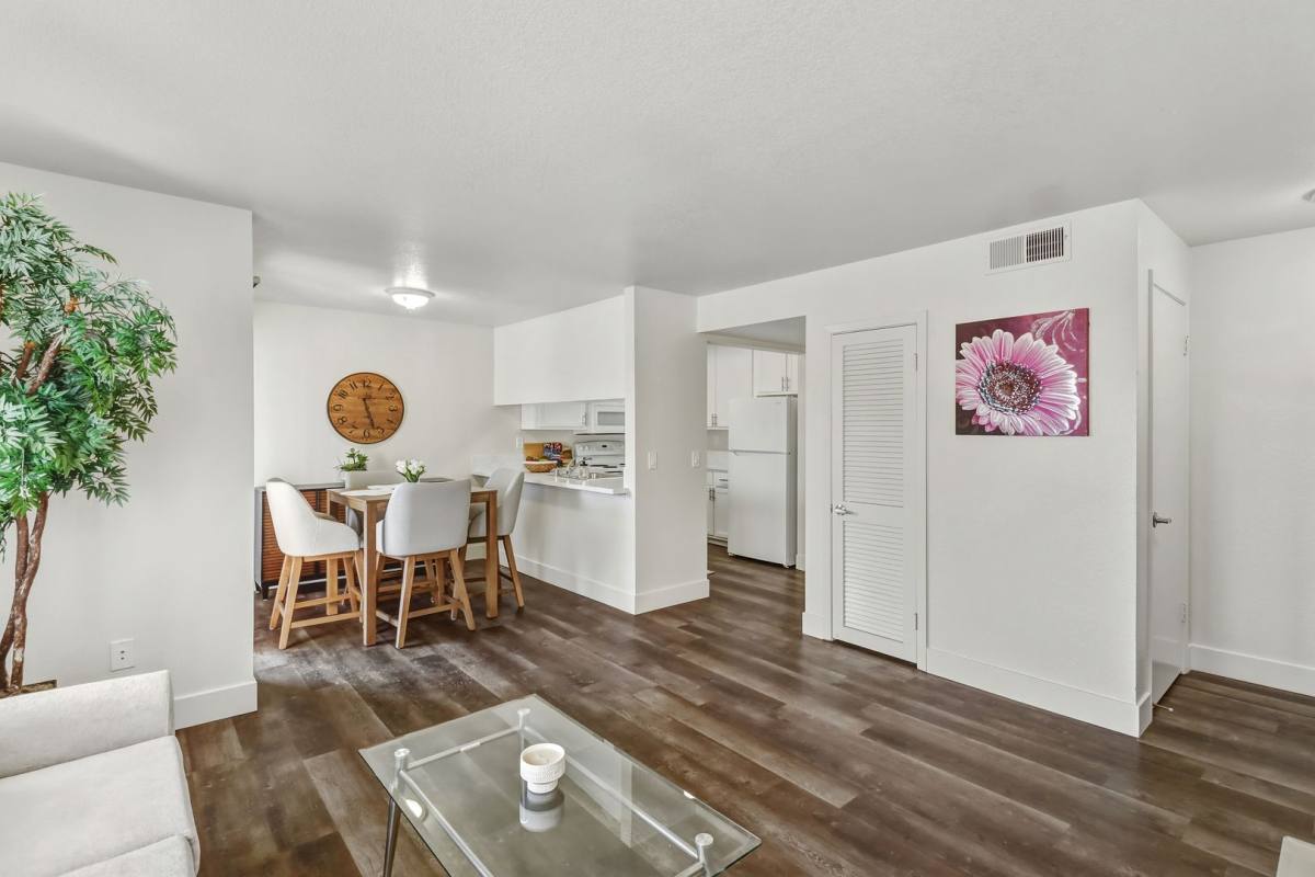 Apartment for rent at 2323 Shasta Dr, Davis, CA 95616