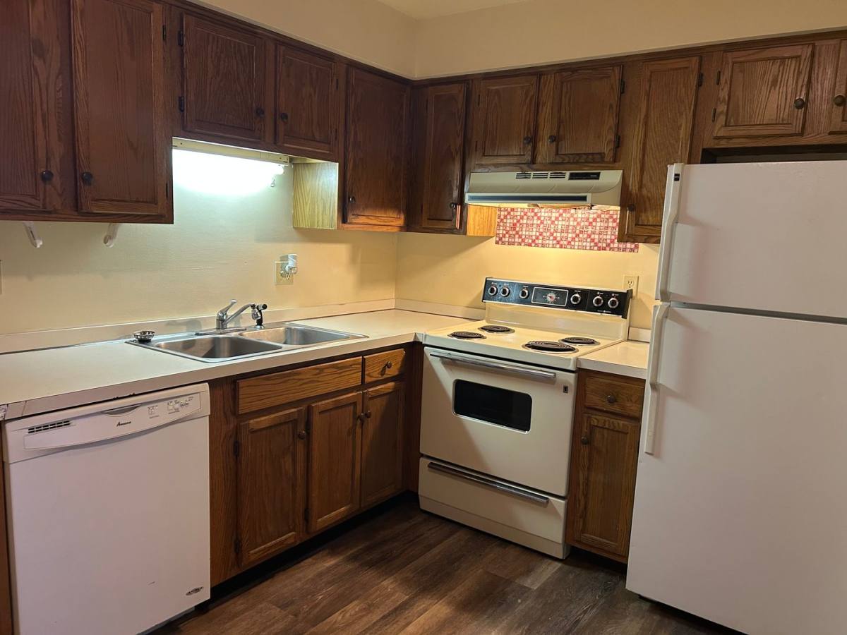 Apartment for rent at 421 N Chestnut St, Palmyra, PA 17078