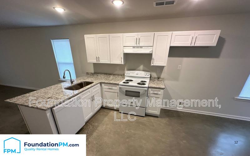 House for rent at 310 Chestnut St, West Memphis, AR 72301