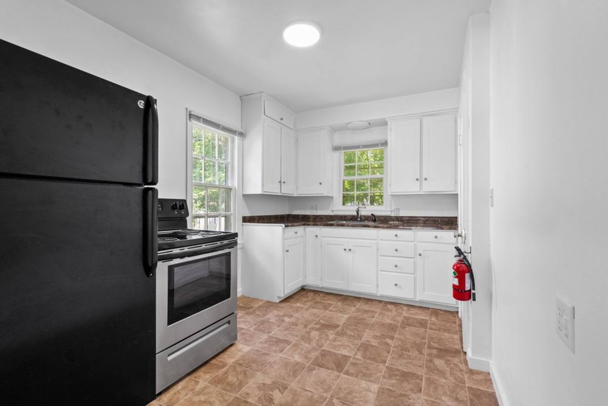 House for rent at 1910 Iowa St, Cedar Falls, IA 50613