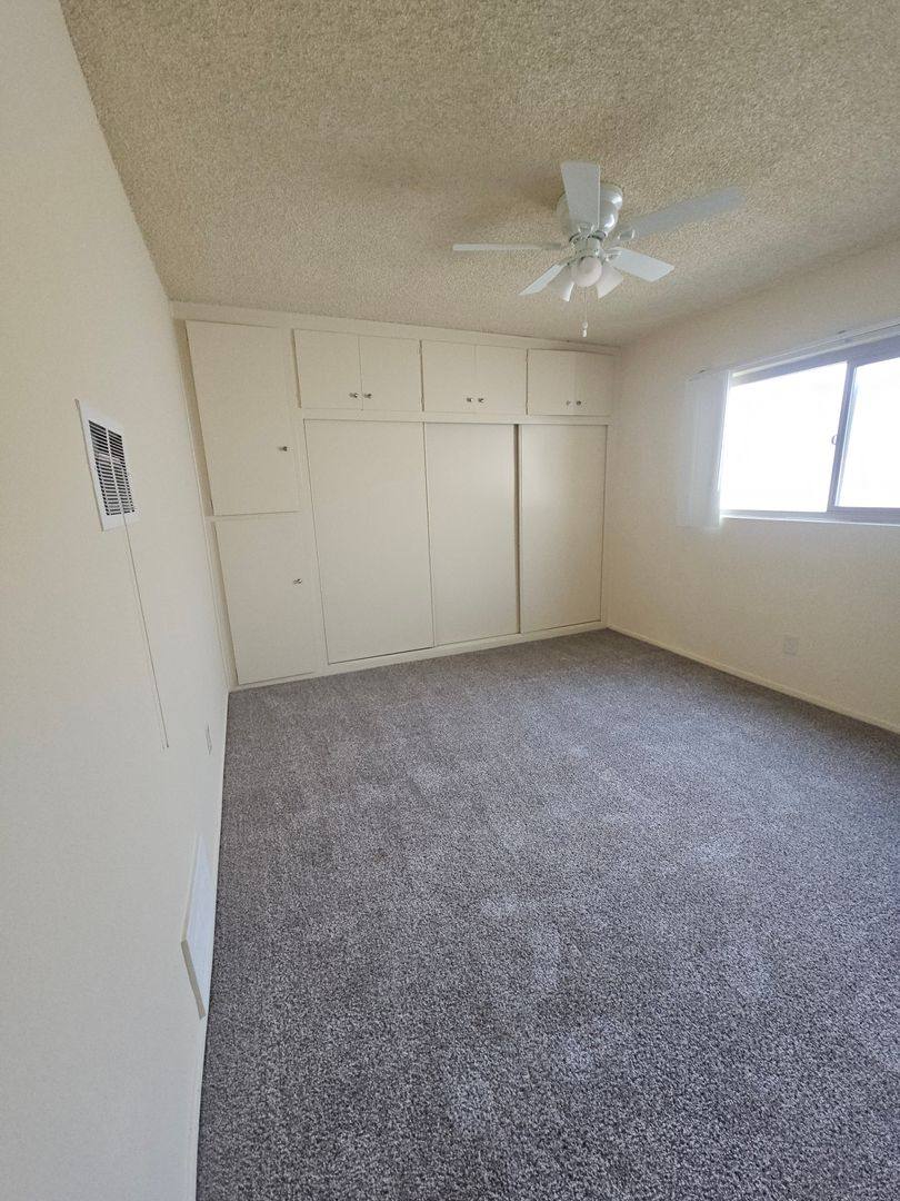Apartment for rent at 914-920 S Central Ave, Glendale, CA 91204