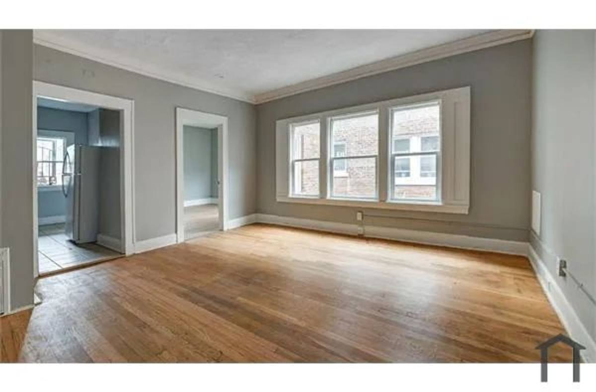Apartment for rent at 14120 Superior Ave, Cleveland, OH 44118