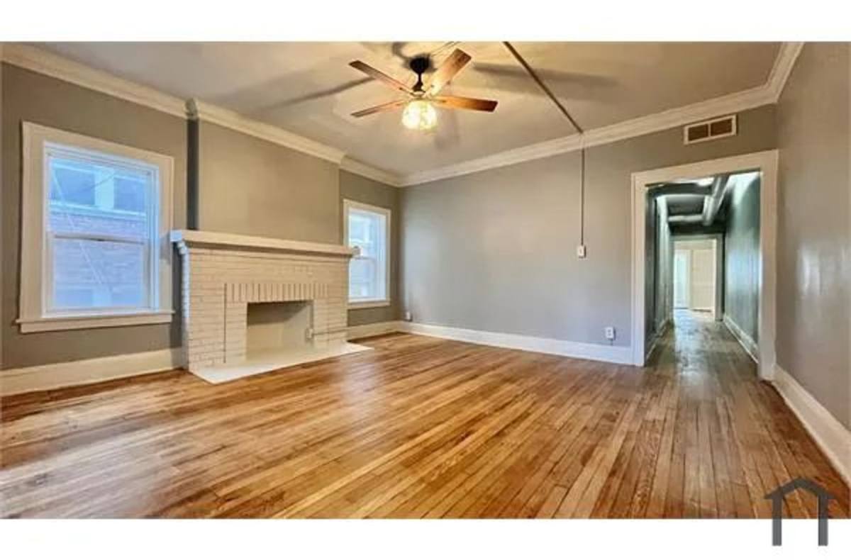 Apartment for rent at 14120 Superior Ave, Cleveland, OH 44118