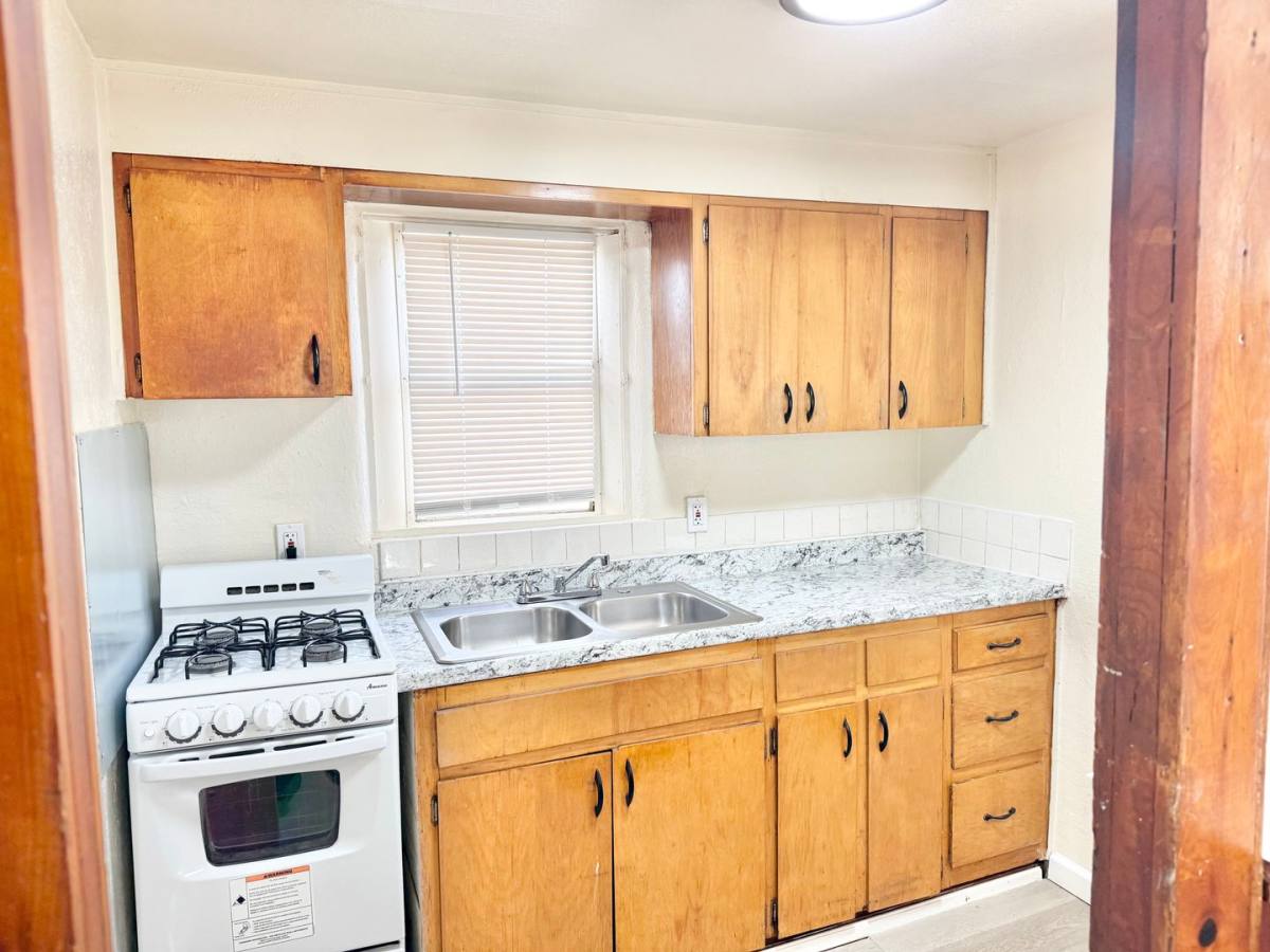 House for rent at 310 Charleston St SE, Albuquerque, NM 87108