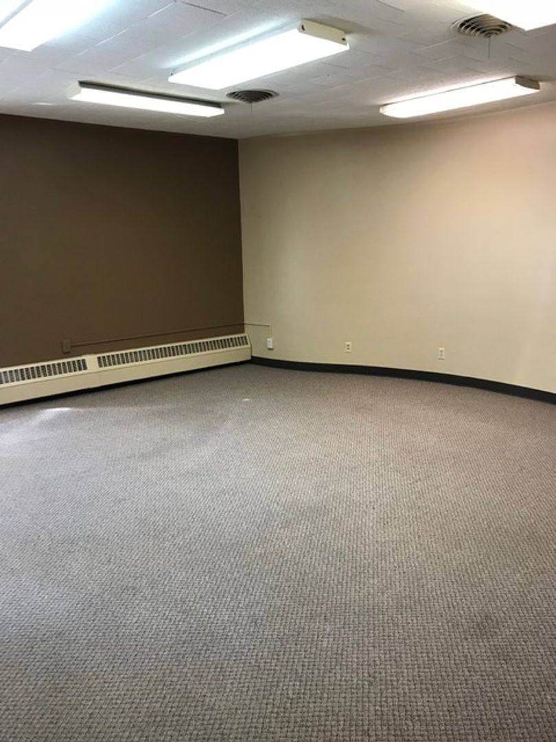 Apartment for rent at 312 N Lawler St, Mitchell, SD 57301