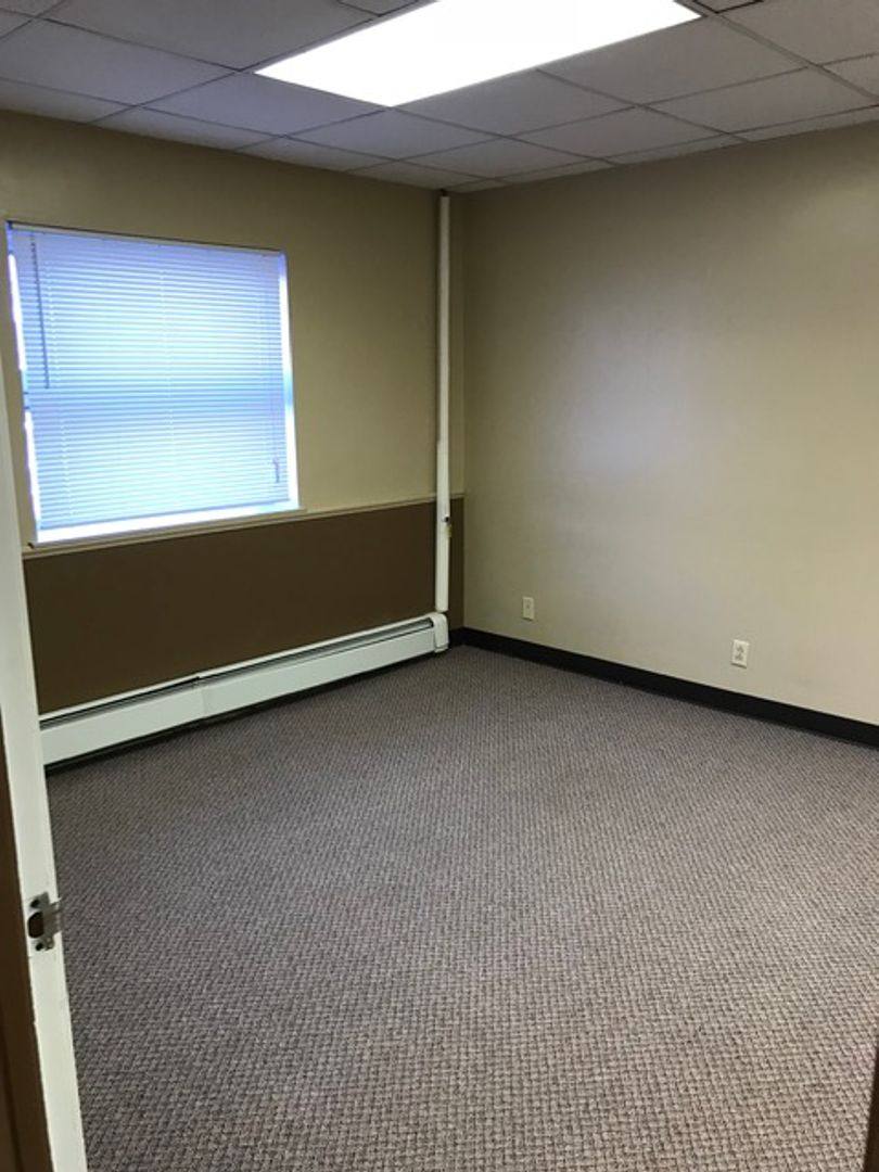Apartment for rent at 312 N Lawler St, Mitchell, SD 57301