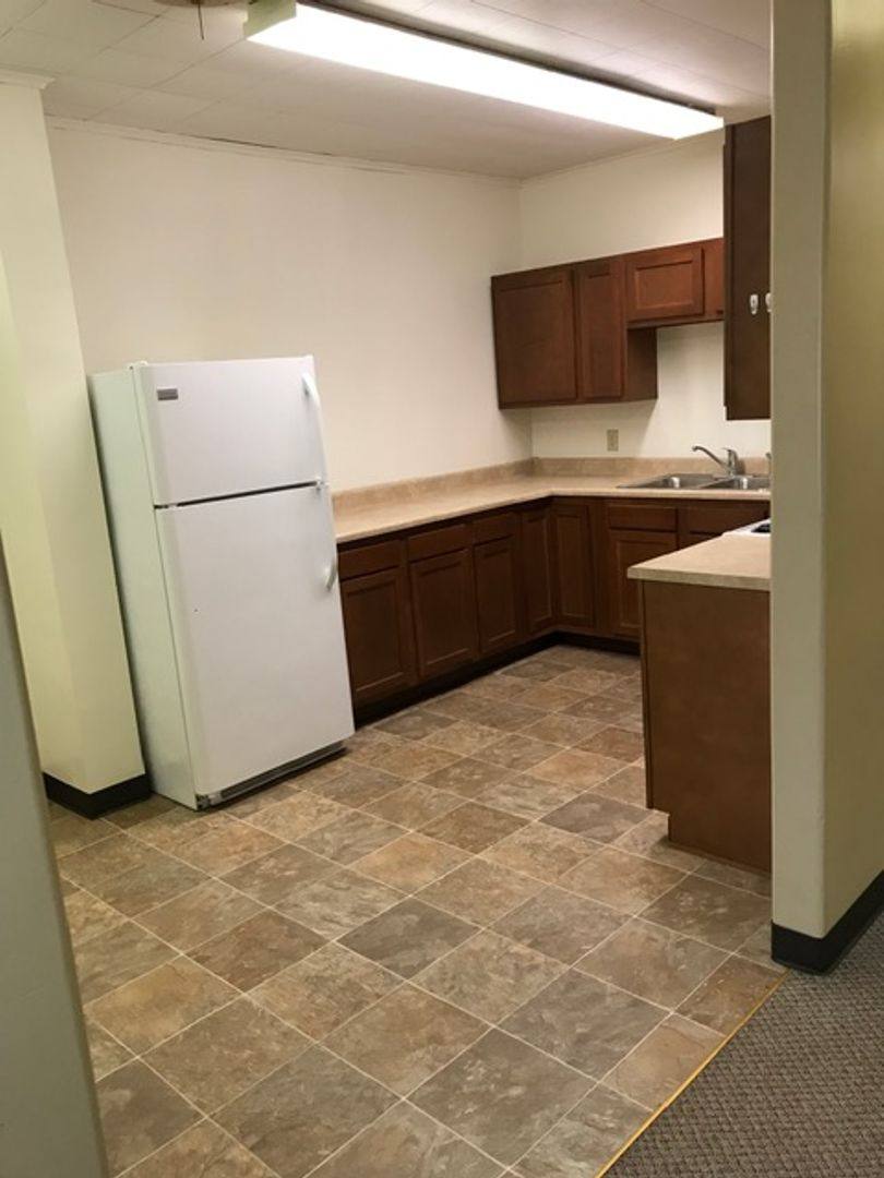 Apartment for rent at 312 N Lawler St, Mitchell, SD 57301