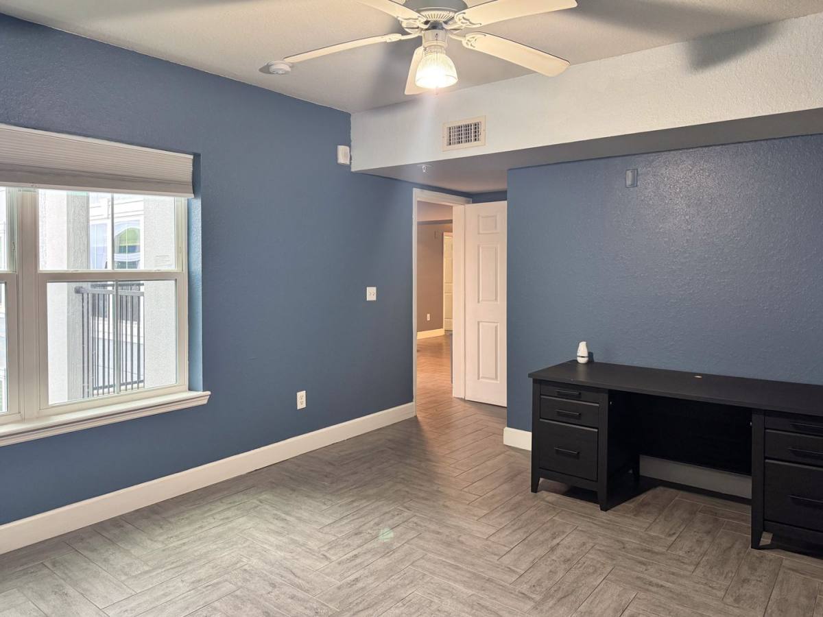 Condo for rent at 204 E S St #4056, Orlando, FL 32801