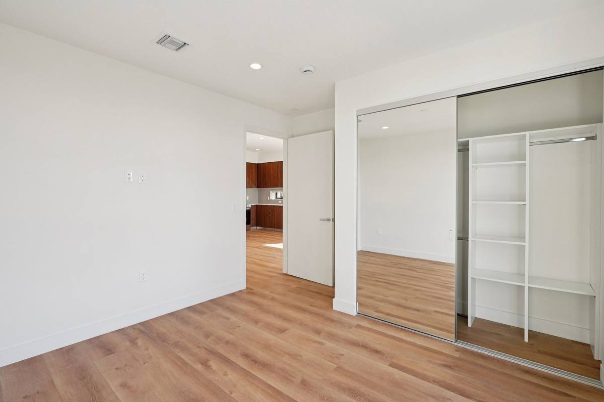 Townhouse for rent at 10431 Santa Monica Blvd, Los Angeles, CA 90025