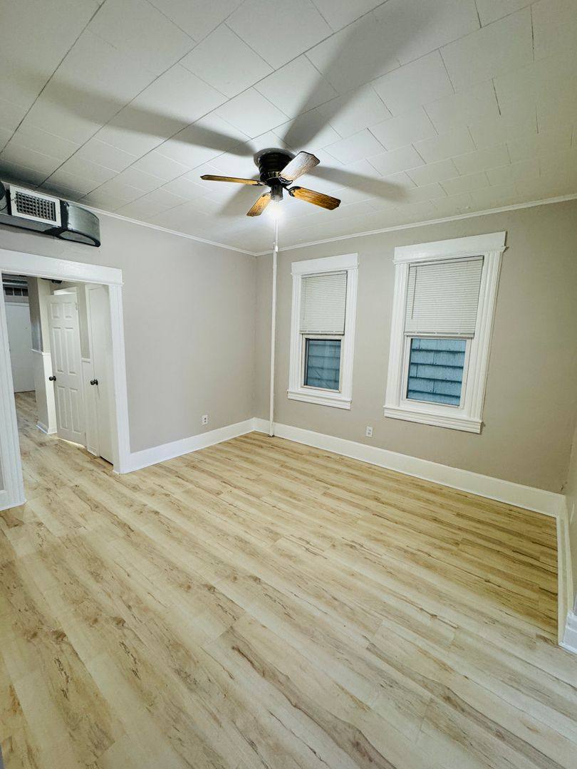 Apartment for rent at 38 S 17th St, East Orange, NJ 07018