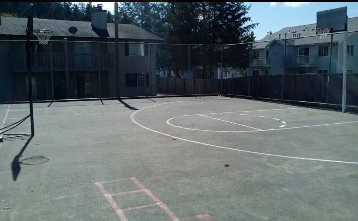 Apartment for rent at 1120 37th St SE, Auburn, WA 98002