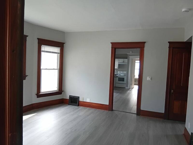 Apartment for rent at 1702 S 10th St, Manitowoc, WI 54220