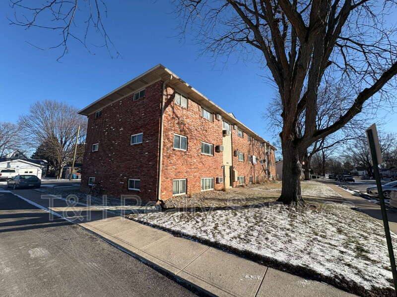 Apartment for rent at 1142 Evans Ave #3, Noblesville, IN 46060