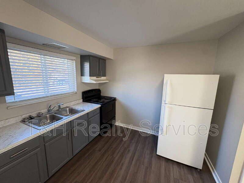 Apartment for rent at 1142 Evans Ave #3, Noblesville, IN 46060