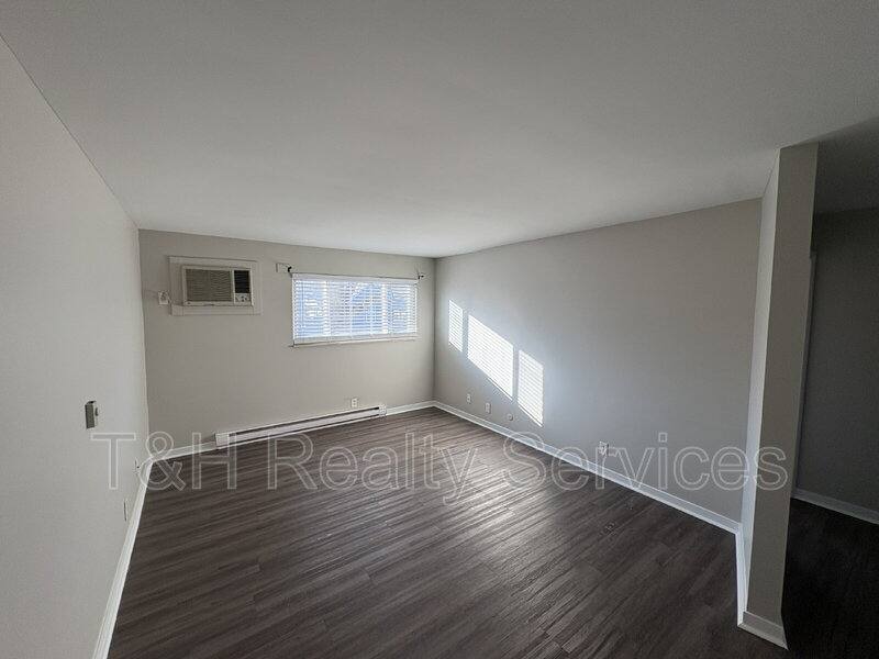 Apartment for rent at 1142 Evans Ave #3, Noblesville, IN 46060