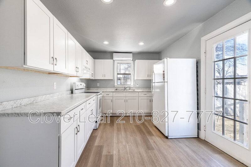 Apartment for rent at 2114 Jupiter St, San Antonio, TX 78226