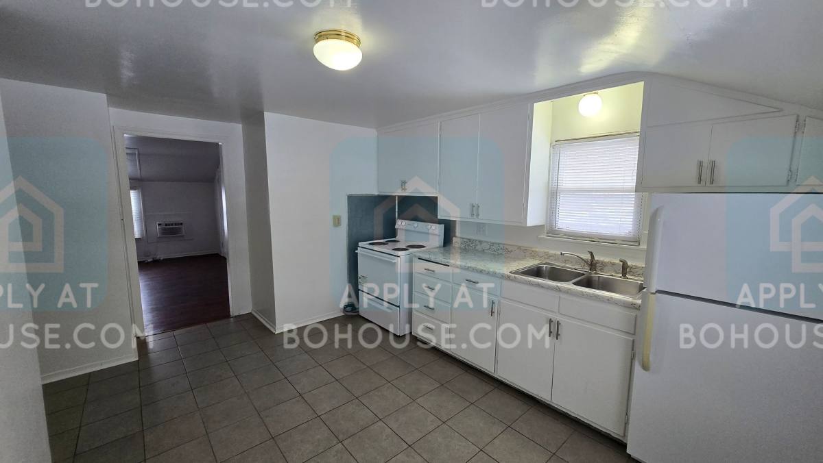 Apartment for rent at 3202 McArthur, Fort Wayne, IN 46809
