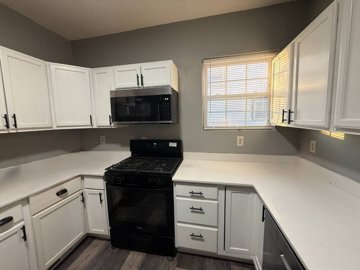 House for rent at 2110 Lyndale Ave N, Minneapolis, MN 55411