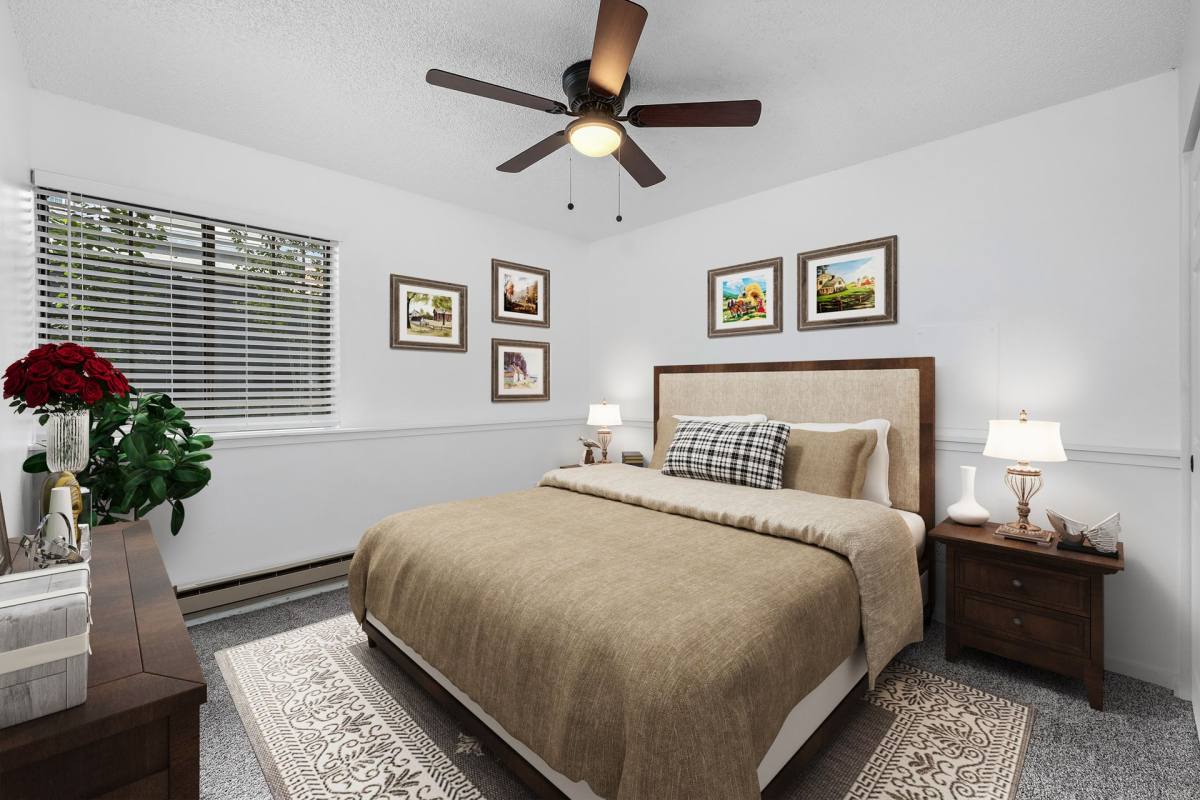 Apartment for rent at 911 S Dahlia St, Denver, CO 80246