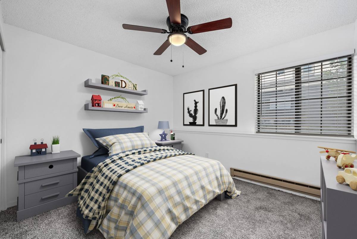 Apartment for rent at 911 S Dahlia St, Denver, CO 80246