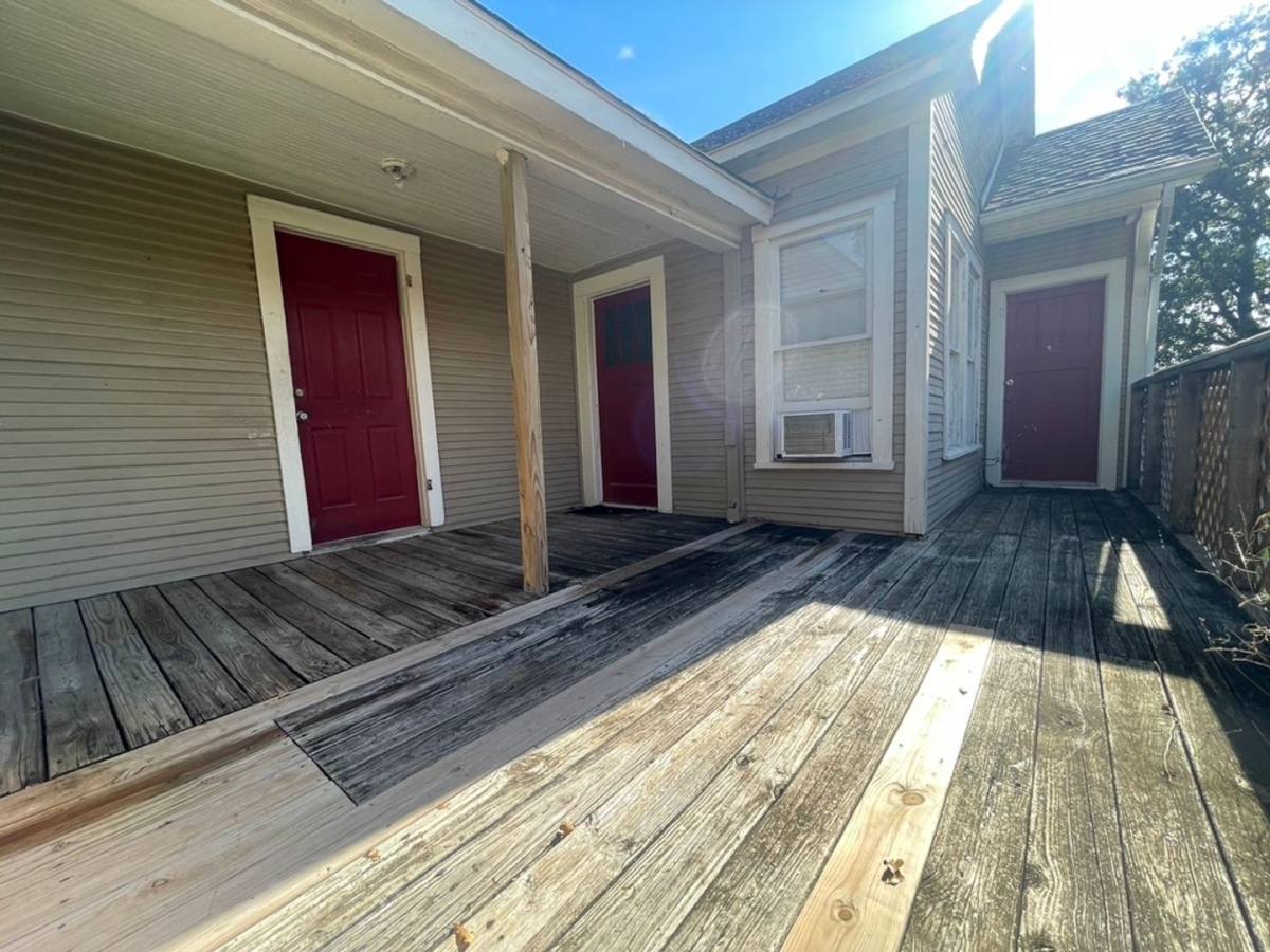 House for rent at 604 E Broadway, Stephenville, TX 76401
