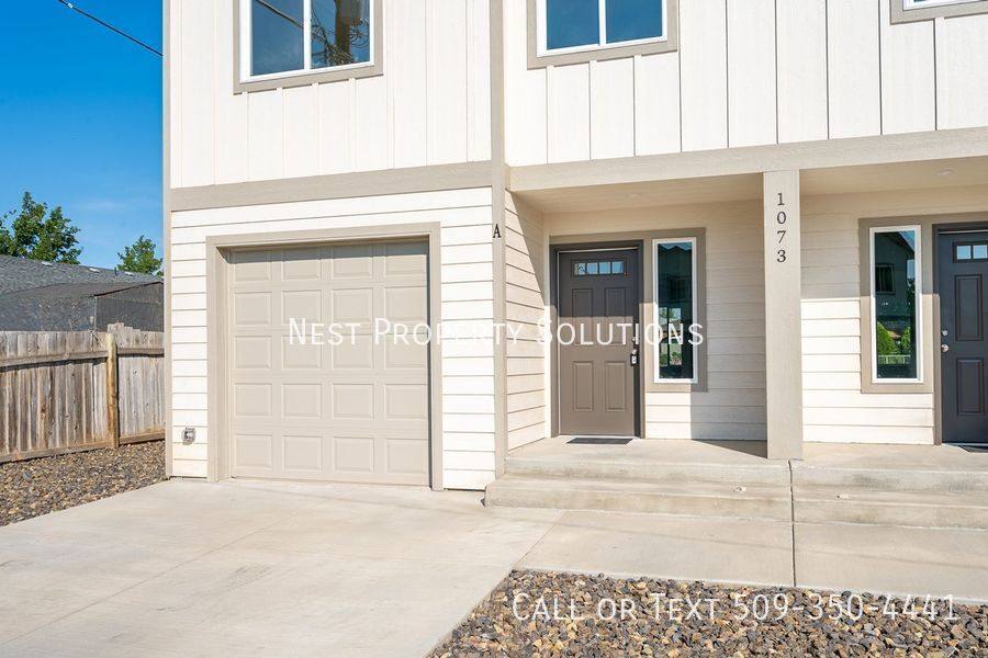 Apartment for rent at 1070 S Grand Dr #A, Moses Lake, WA 98837