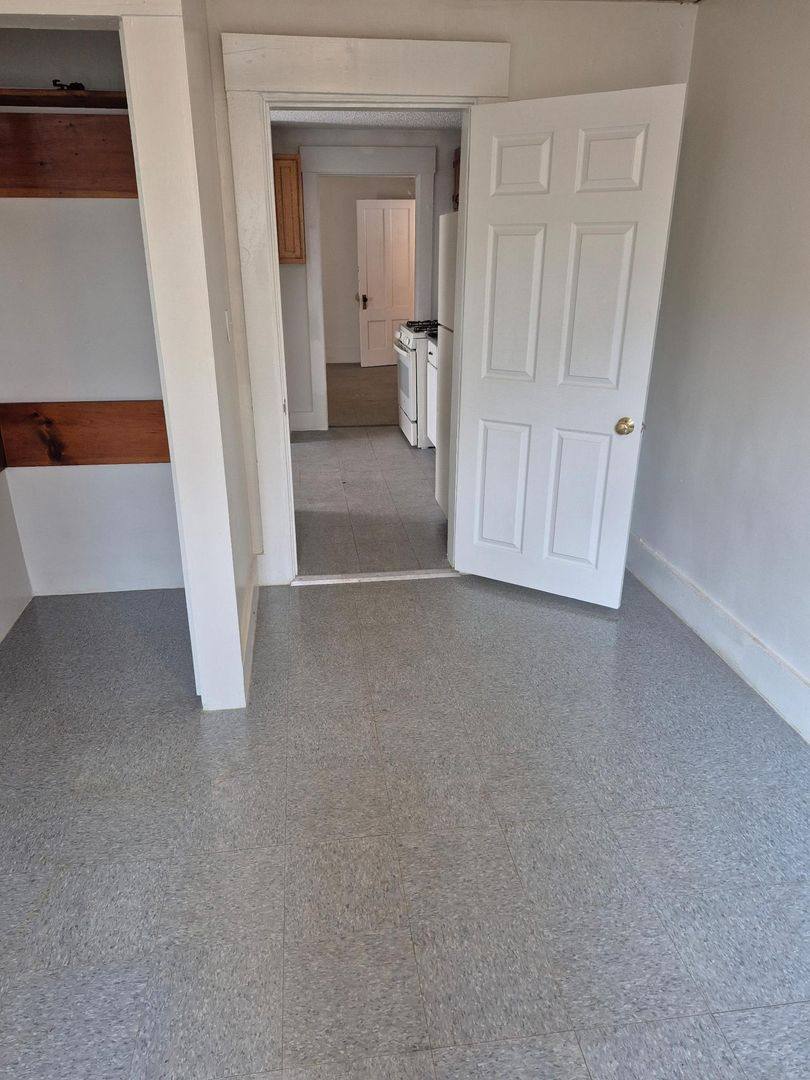 Apartment for rent at 453 Maple St, Manchester, NH 03103
