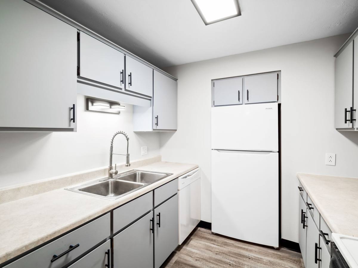 Apartment for rent at 2901-2917 17th St NW, Canton, OH 44708