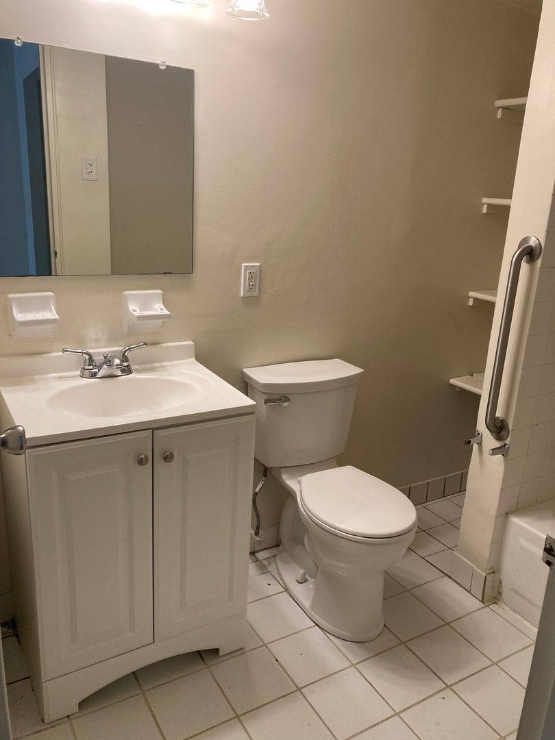 Apartment for rent at 1901 W Chester Pike, Havertown, PA 19083