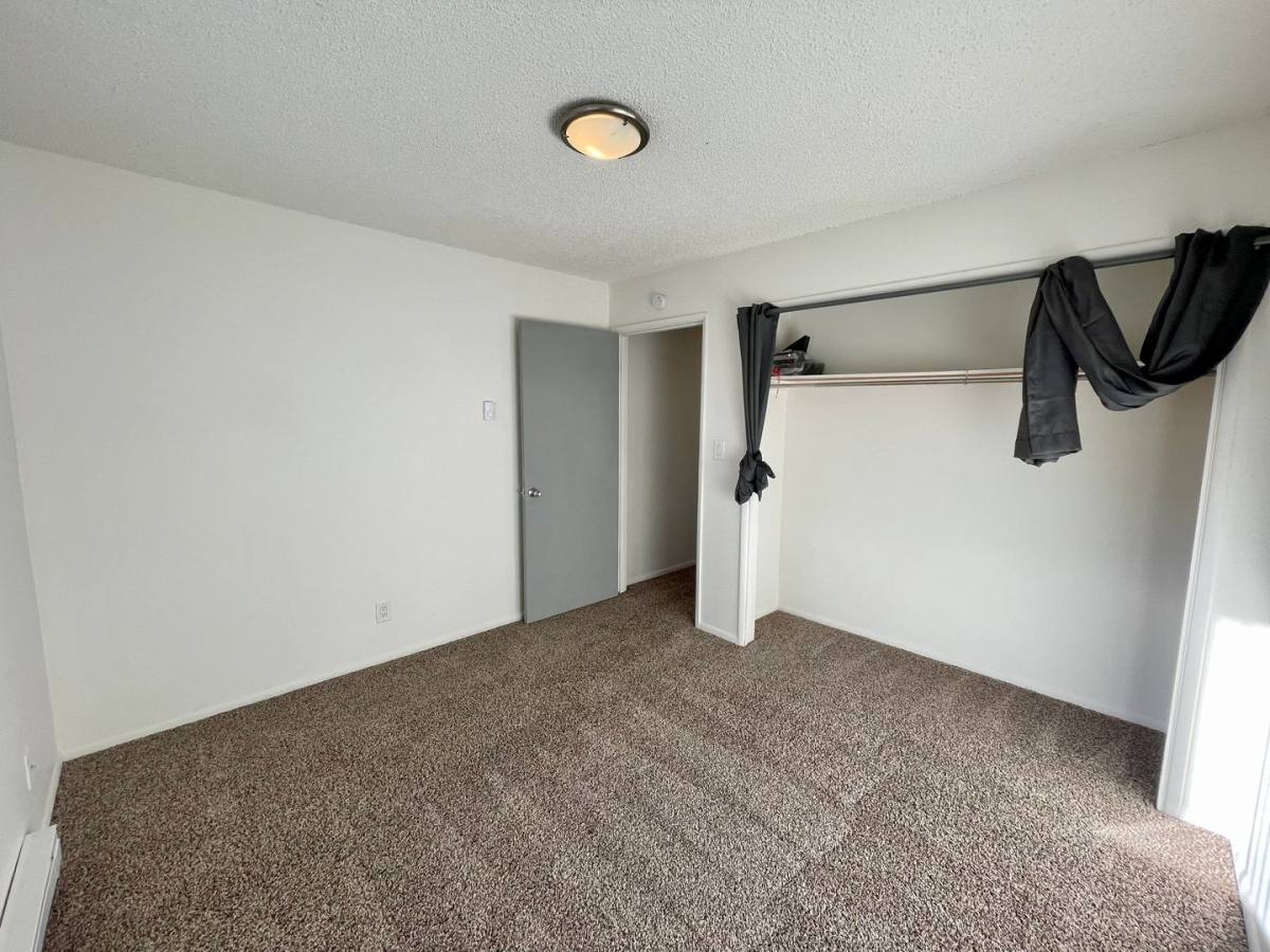 Townhouse for rent at 1940 33 Ave, Longview, WA 98632