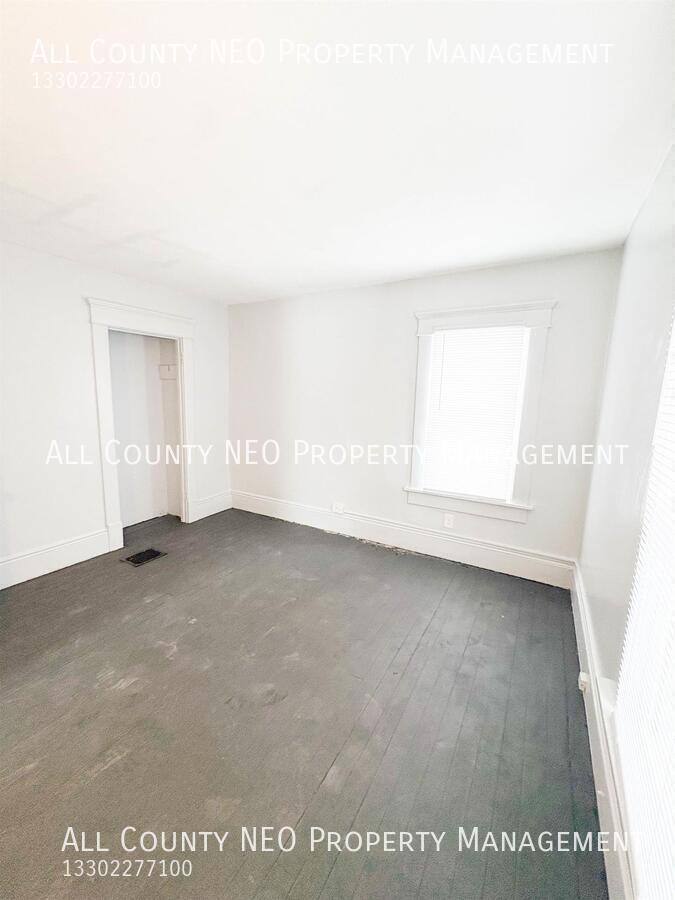 Apartment for rent at 911 Fulton Rd NW #2, Canton, OH 44703