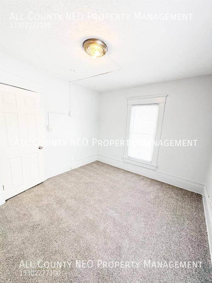 Apartment for rent at 911 Fulton Rd NW #2, Canton, OH 44703