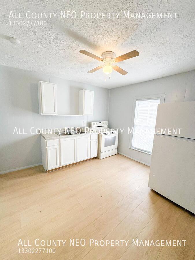Apartment for rent at 911 Fulton Rd NW #2, Canton, OH 44703