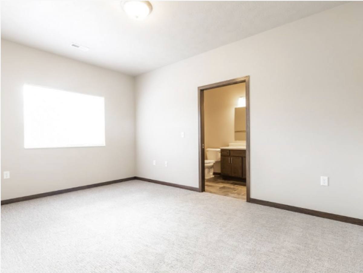 Apartment for rent at 500 N Shepherd Ave, Sioux Falls, SD 57103