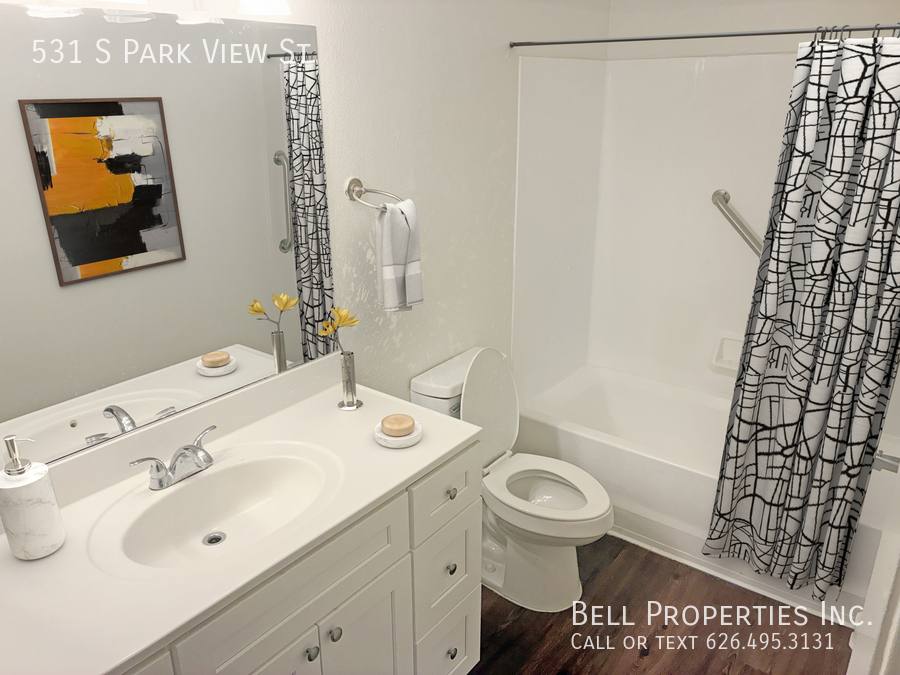 Apartment for rent at 531 S Park View St #414, Los Angeles, CA 90057