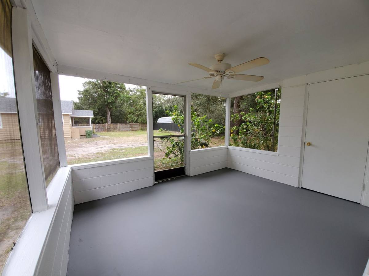 Apartment for rent at 2115 6th St, Sarasota, FL 34237