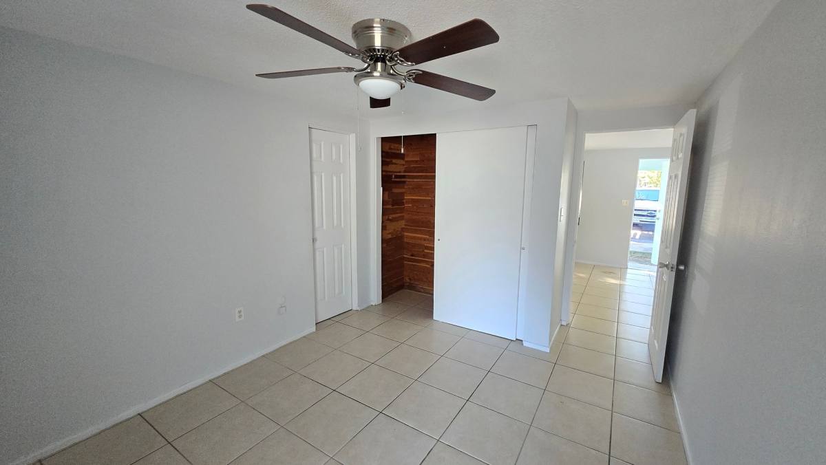 Apartment for rent at 2115 6th St, Sarasota, FL 34237