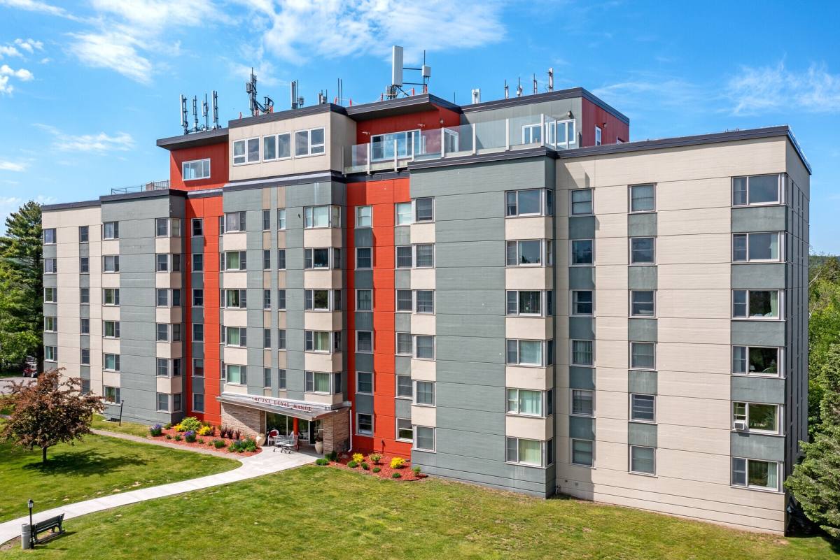 Apartment for rent at 100 Elizabeth St, Duluth, MN 55803