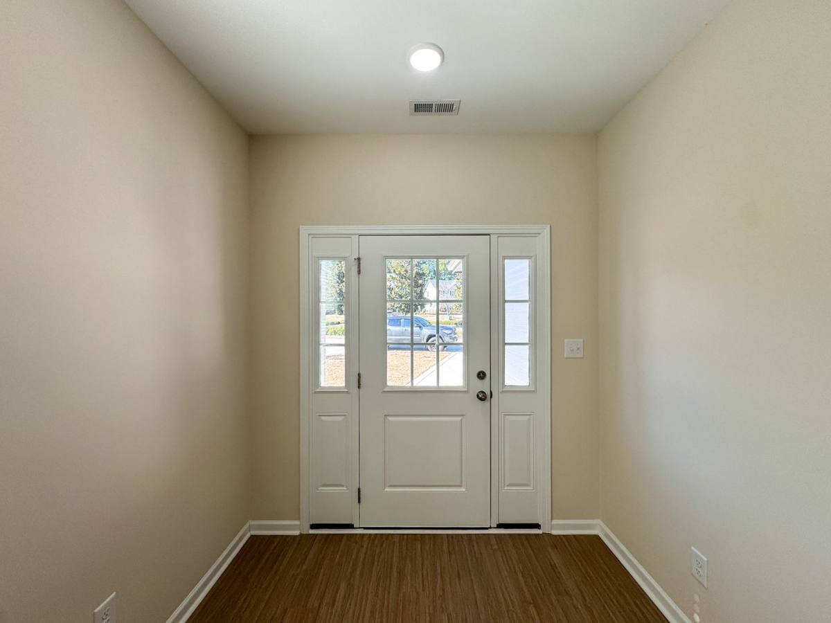 House for rent at 1137 Meadow Creek Rd, Fayetteville, NC 28304