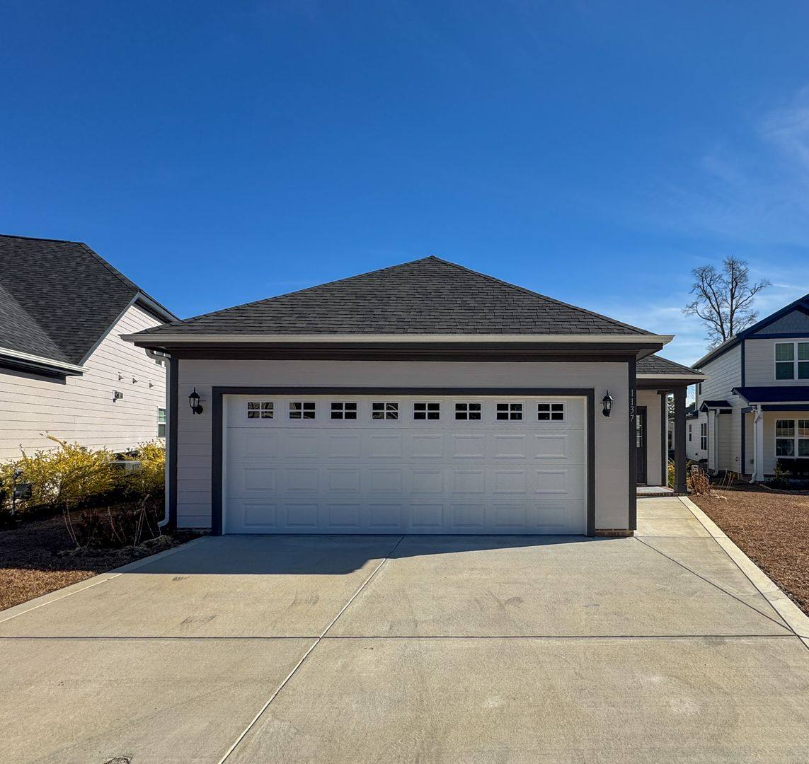 House for rent at 1137 Meadow Creek Rd, Fayetteville, NC 28304