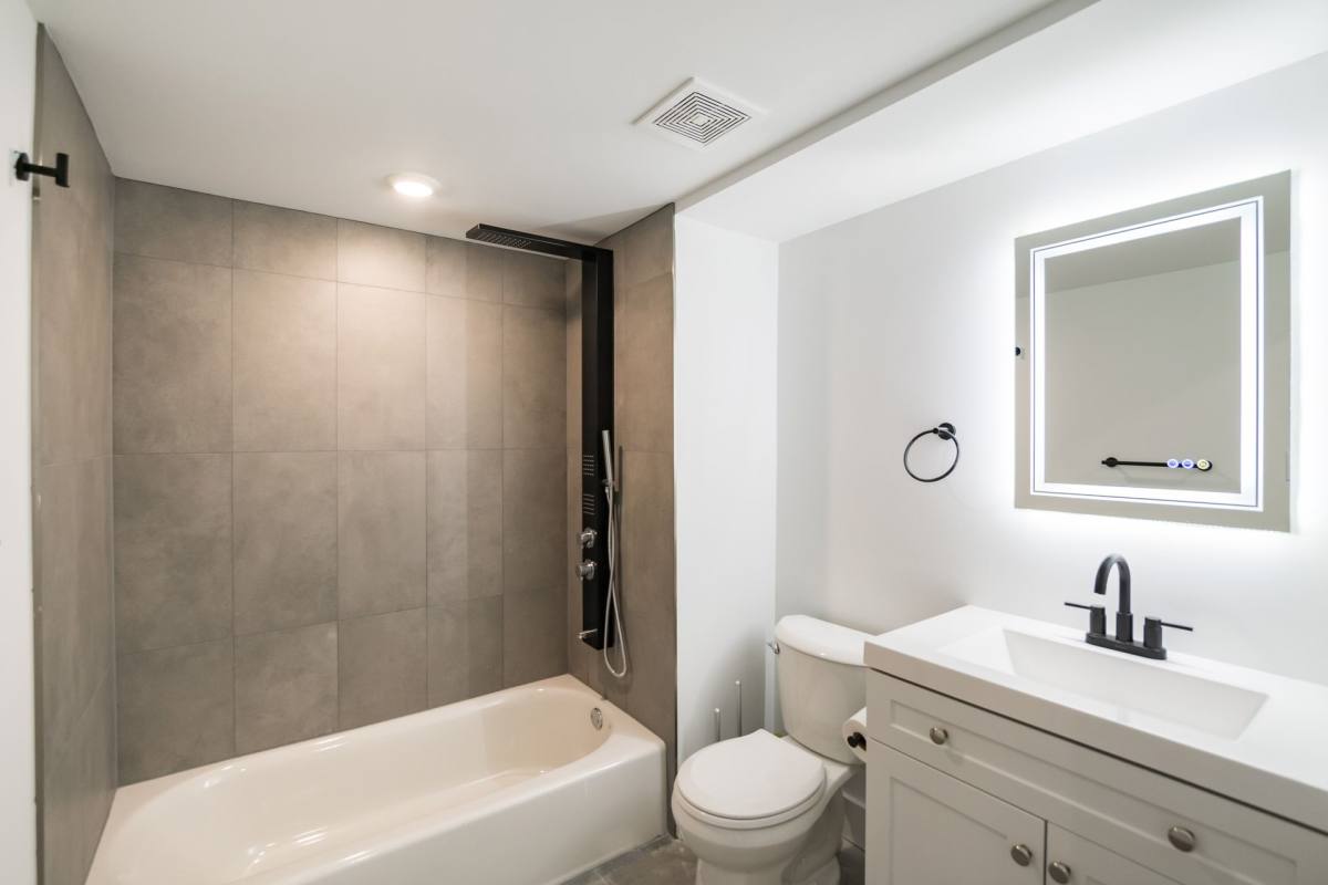 Apartment for rent at 36 N 40th St, Philadelphia, PA 19104