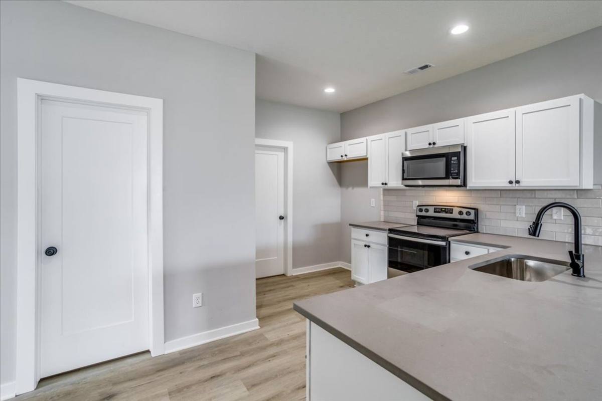 Apartment for rent at 163 N Gowen St, Goddard, KS 67052