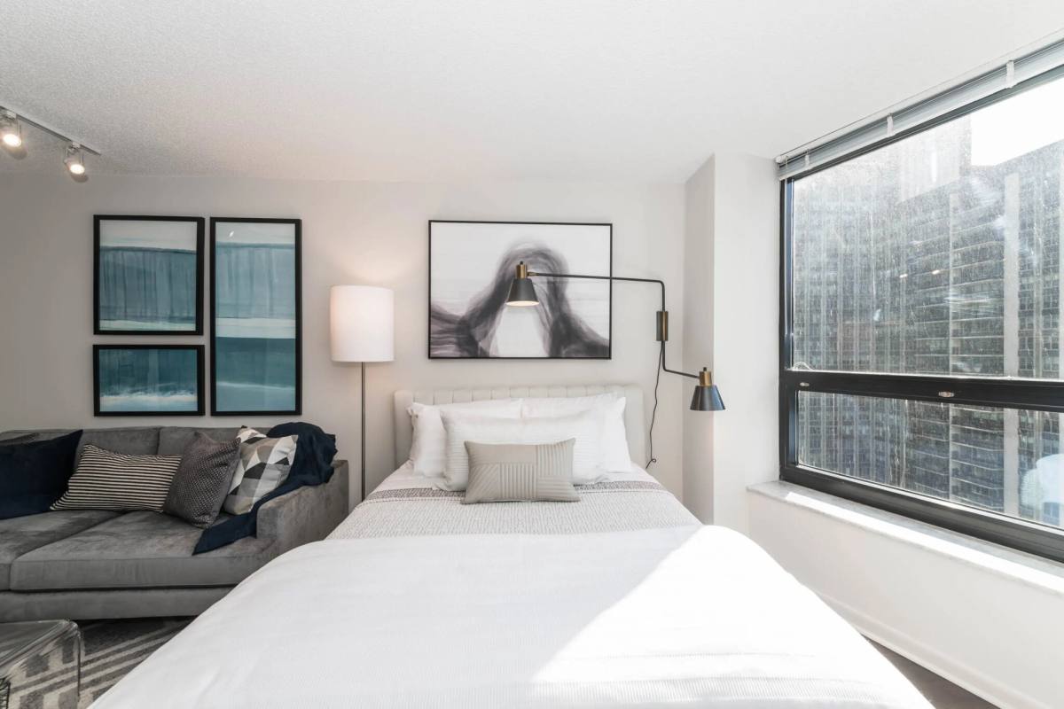 Apartment for rent at 175 N Harbor Dr #702, Chicago, IL 60601