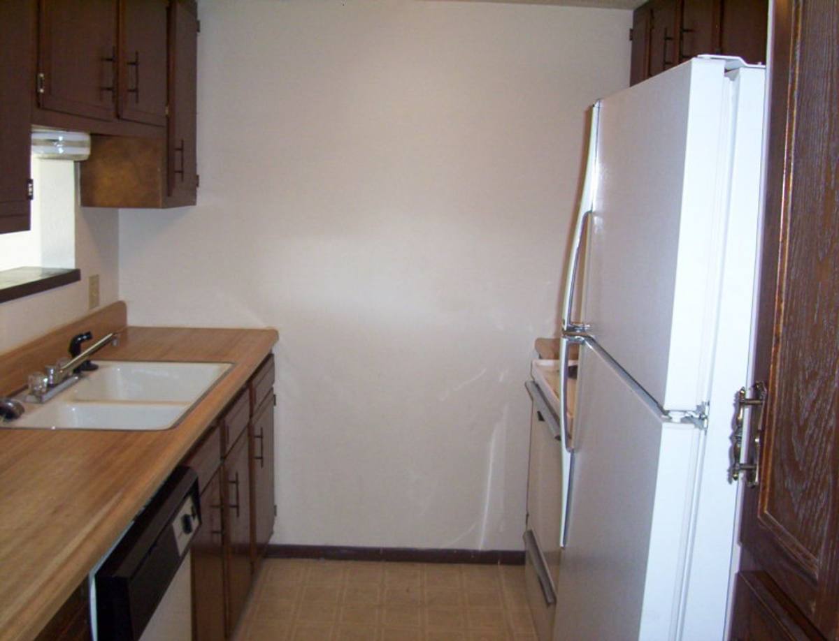 Apartment for rent at 3329-3343 S Fairway 3326-3346 Delaware, Springfield, MO 65804