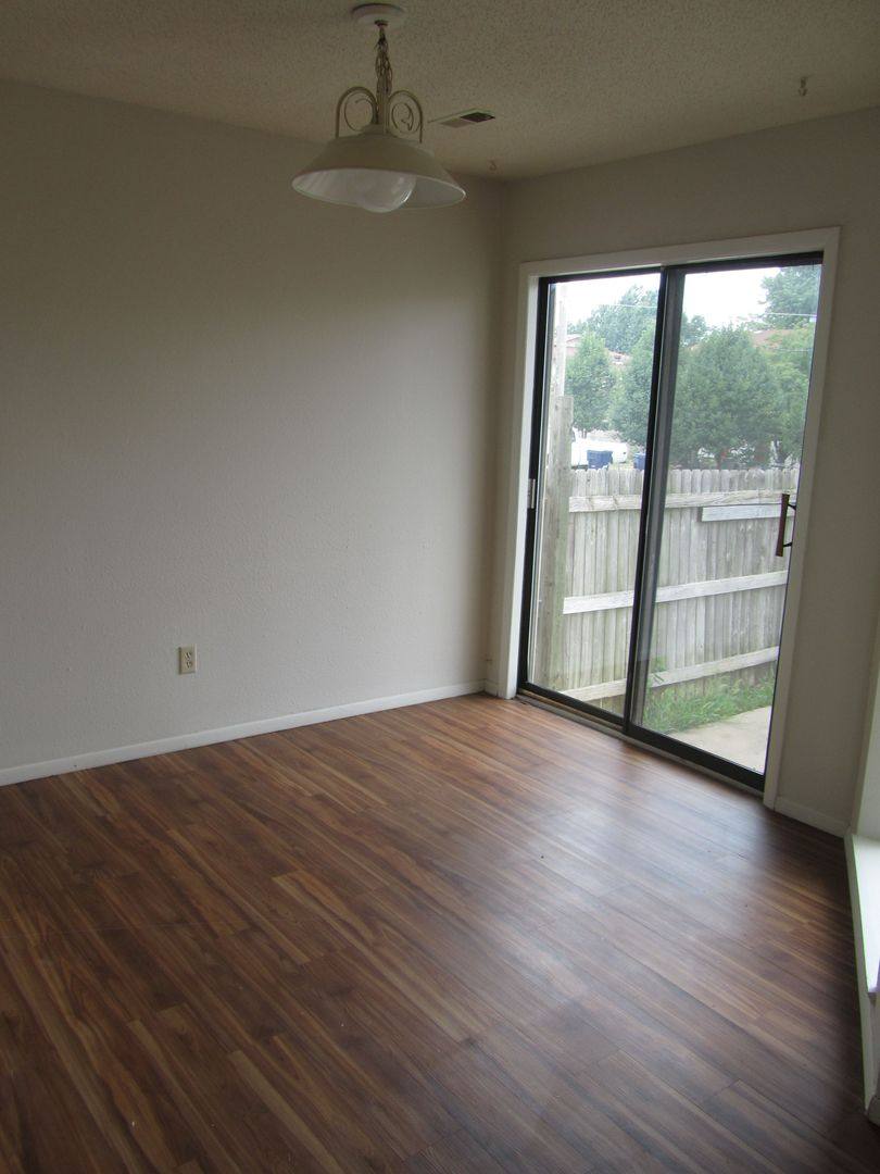 Apartment for rent at 3329-3343 S Fairway 3326-3346 Delaware, Springfield, MO 65804