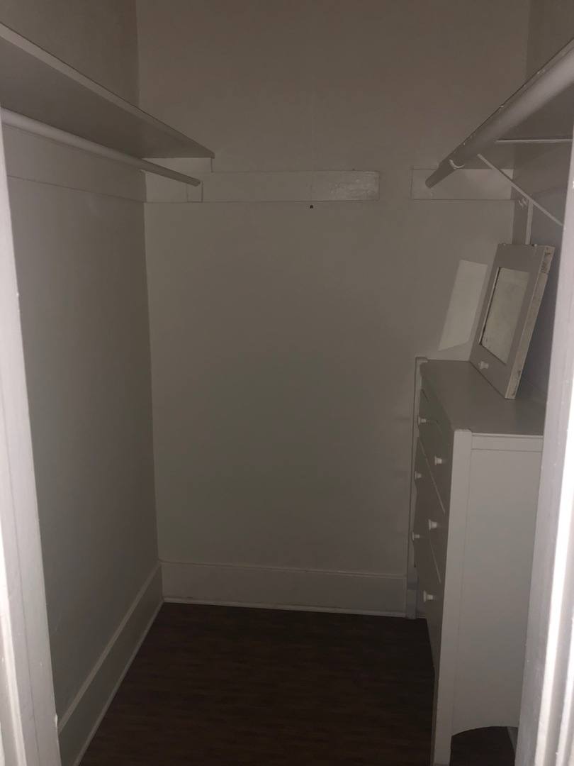 Apartment for rent at 1140 E 3rd St, Long Beach, CA 90802