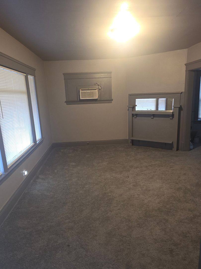 Apartment for rent at 650 E 130th St, Cleveland, OH 44108
