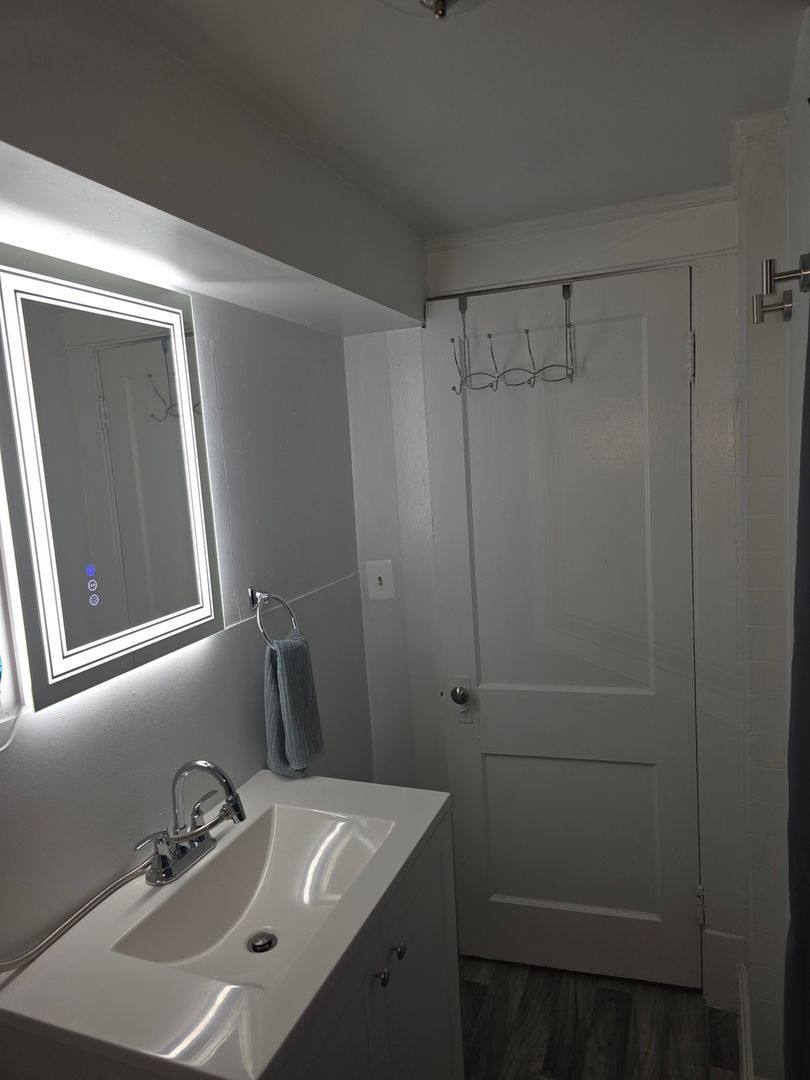 Apartment for rent at 650 E 130th St, Cleveland, OH 44108