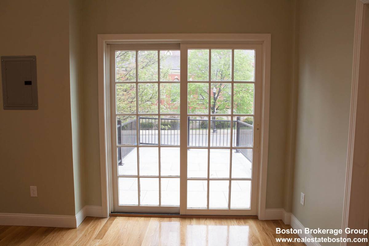 Apartment for rent at 409 Dudley St #2, Roxbury, MA 02119